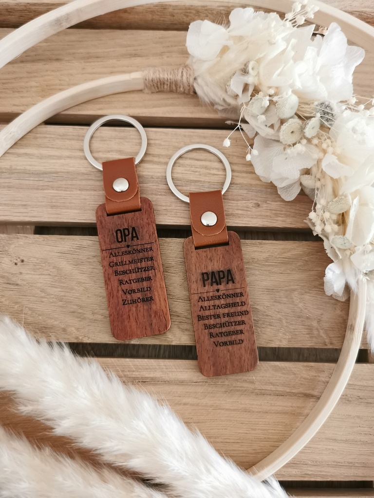 Vintage Holz-Schlüsselanhänger gelasert