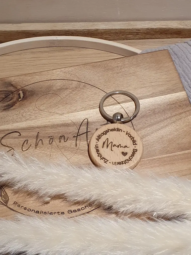 Schlüsselanhänger Holz gelasert