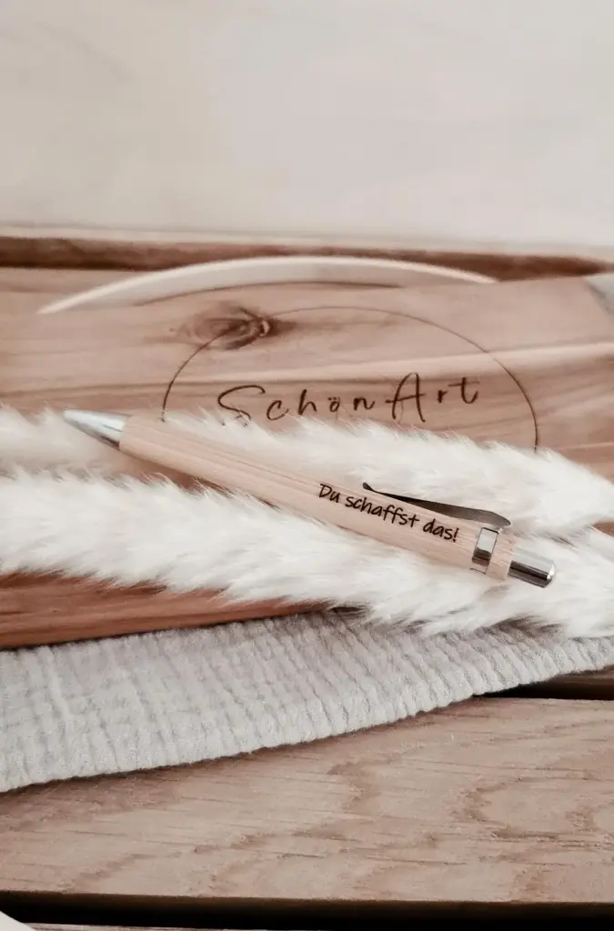 [1456444] Kugelschreiber Bambus gelasert (Du schaffst das!)