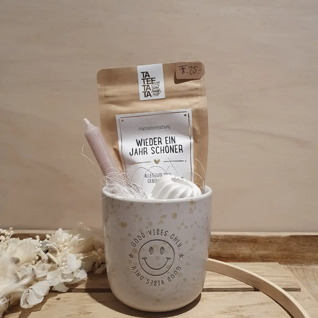Tee Geschenkset mit Becher Geburtstag