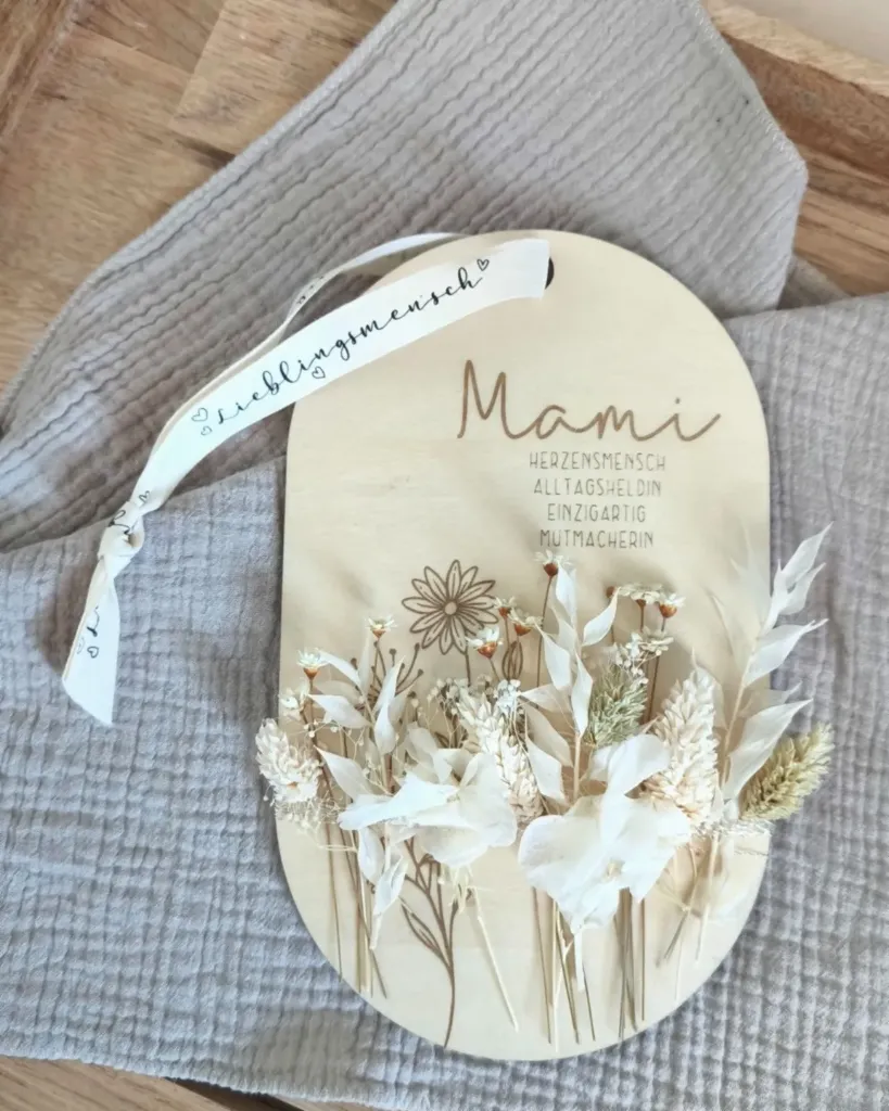 [1459274] Schild Mami (Trockenblumen hell)